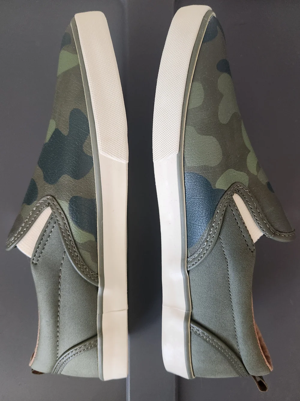 GAP Kid’s Slip-On Camouflage Sneakers - Olive Camo